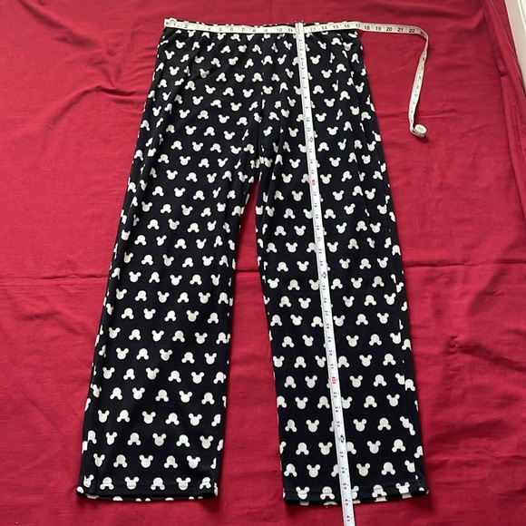 Disney Sz XL Black PJ Pants with White Mickey Silhouette Design - Picture 6 of 9
